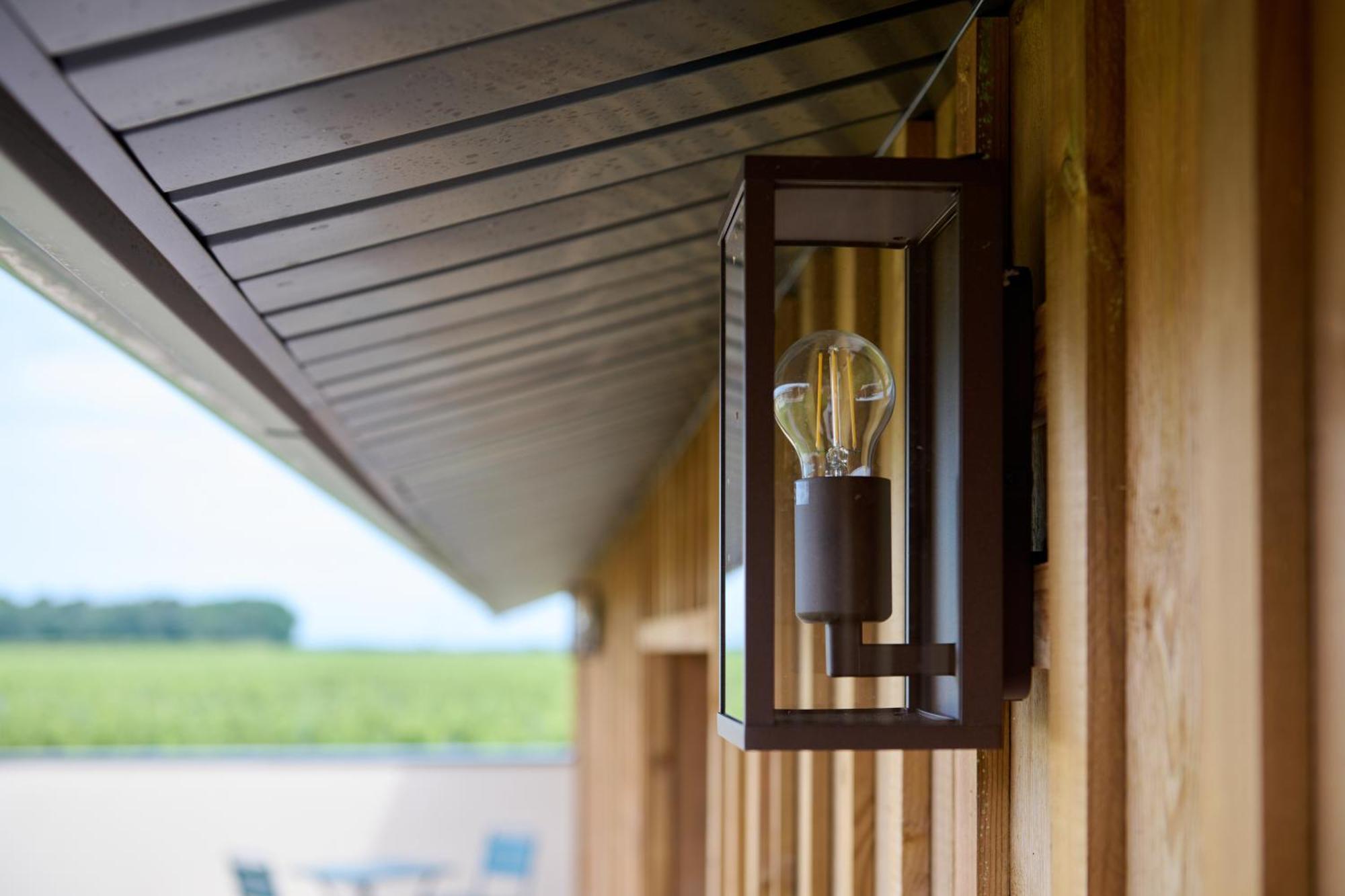 Bed and Breakfast Le Repaire Lagardere Lussac  Екстер'єр фото